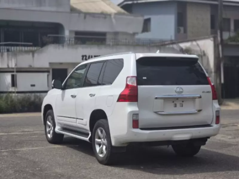 Lexus GX 460 - 2013