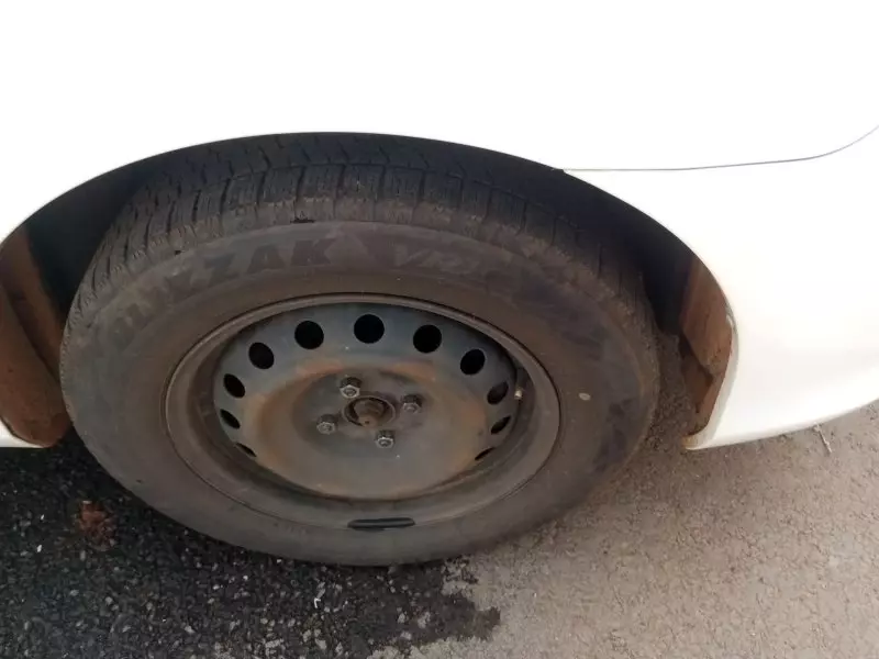 Toyota Fielder    - 2012