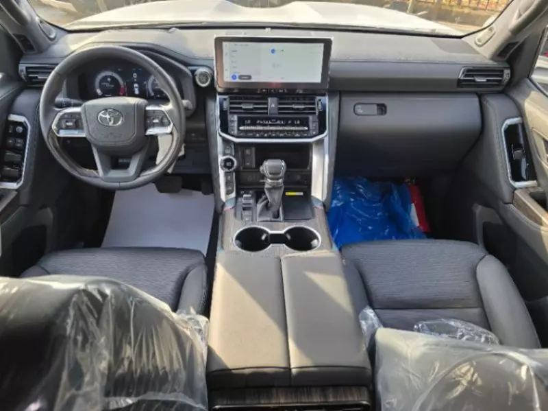 Toyota Land Cruiser   - 2025
