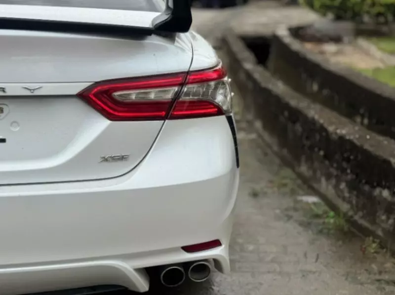 TOYOTA Camry   - 2019