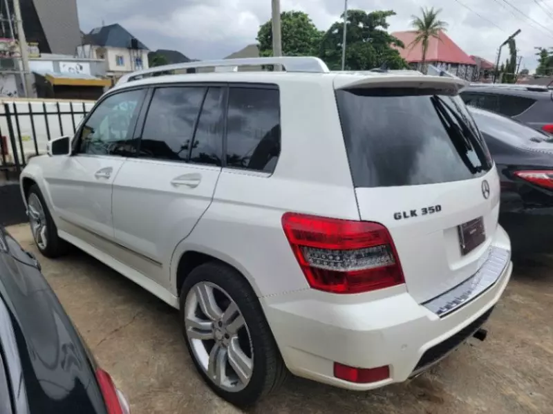 Mercedes-Benz GLK 350   - 2012