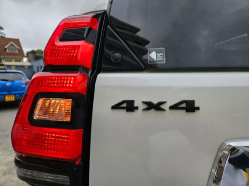 Toyota Prado   - 2021