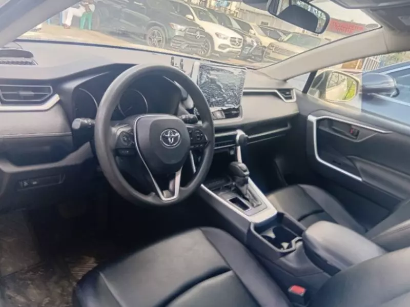 Toyota Rav4   - 2021