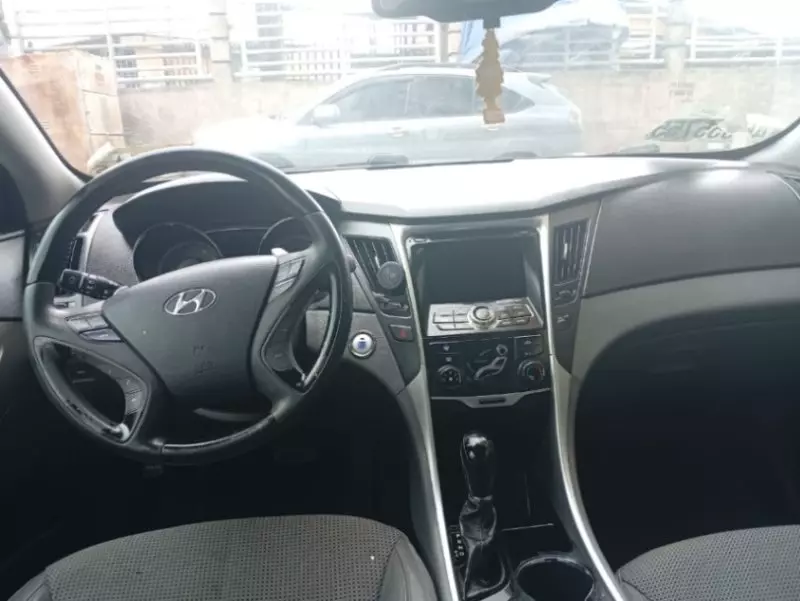 Hyundai SONATA 2,0L BVA GL - 2013