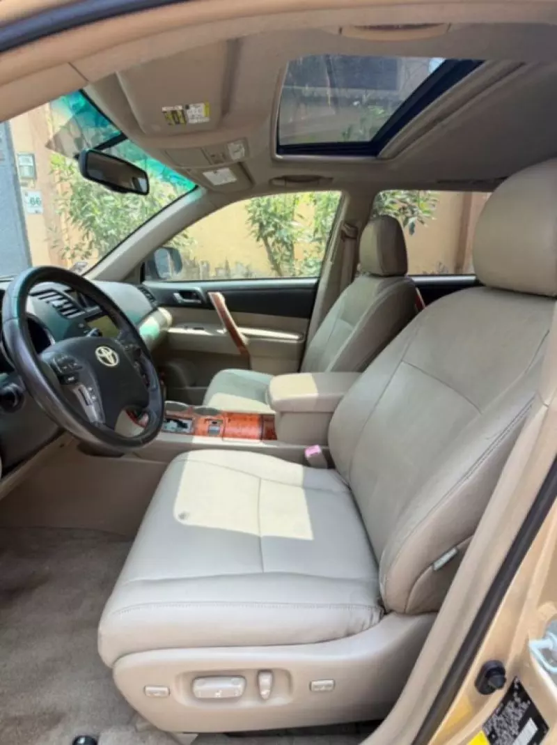TOYOTA Highlander   - 2008