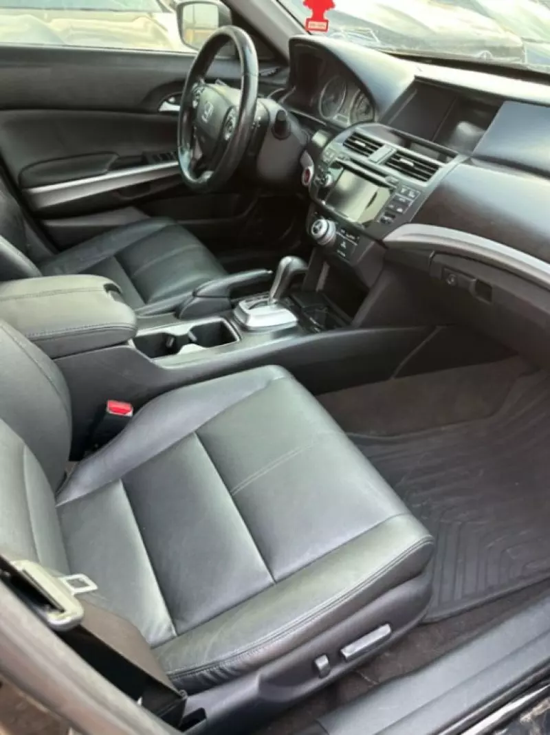 Honda Crosstour   - 2013