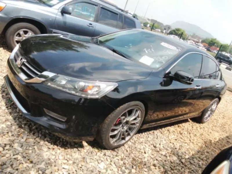 Honda Accord   - 2013