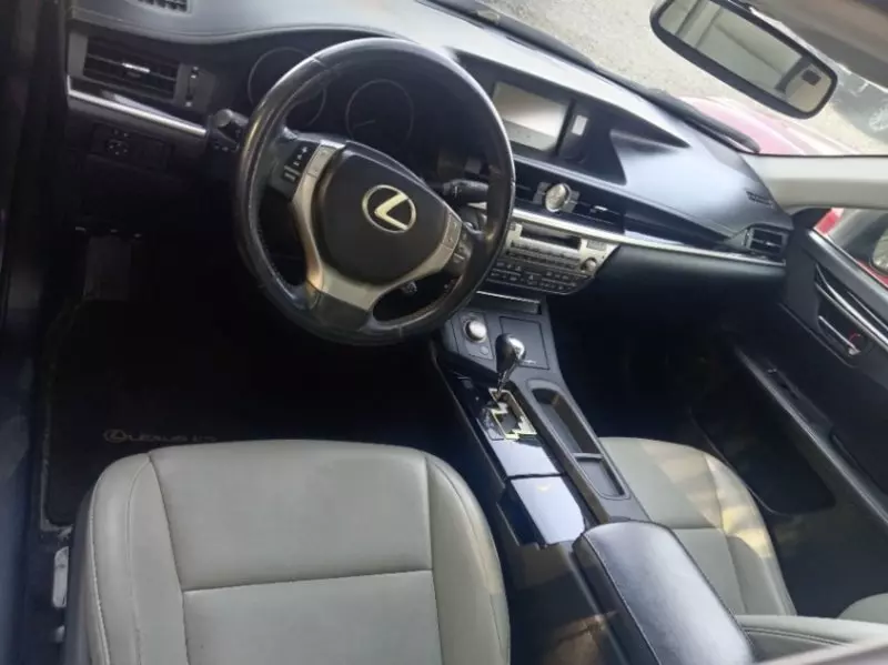 Lexus ES - 2014