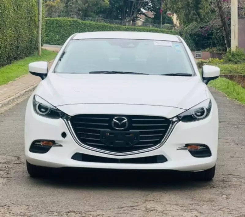 Mazda Axela    - 2019