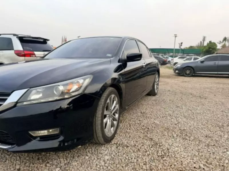 Honda Accord   - 2013