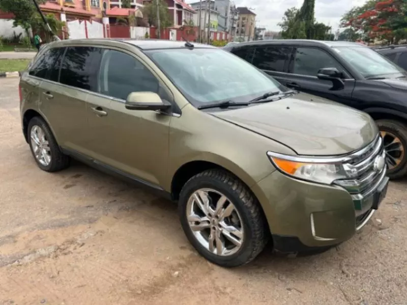 Ford Edge   - 2013