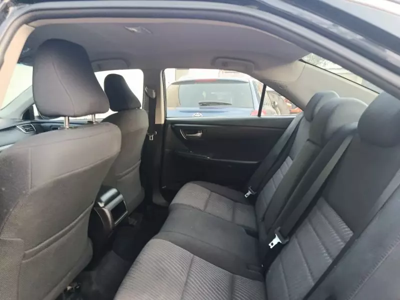 Toyota camry   - 2016