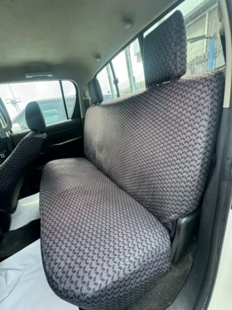 Toyota Hilux   - 2020