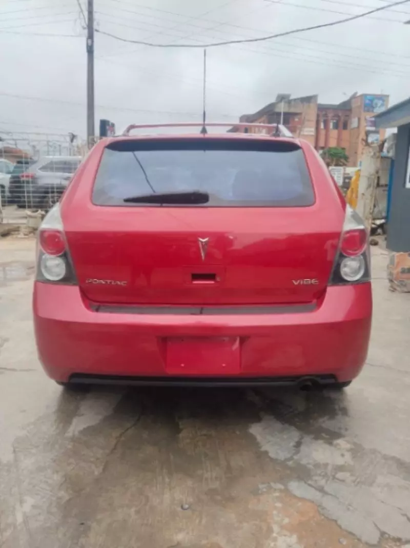 Pontiac Vibe - 2009