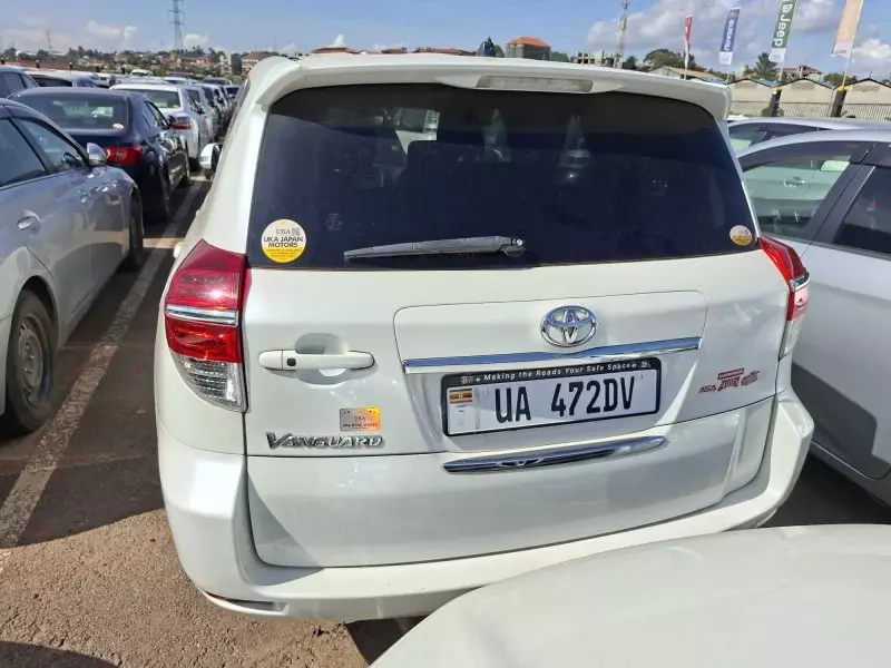 Toyota Vanguard    - 2013