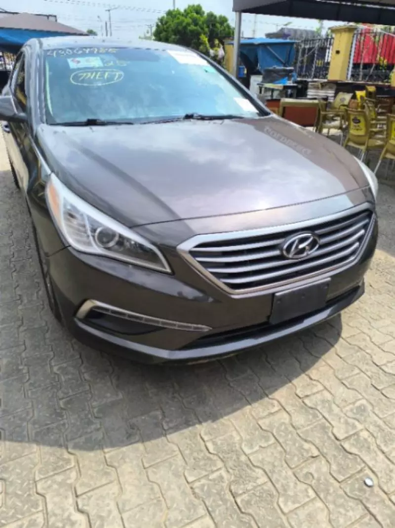 Hyundai Sonata   - 2015