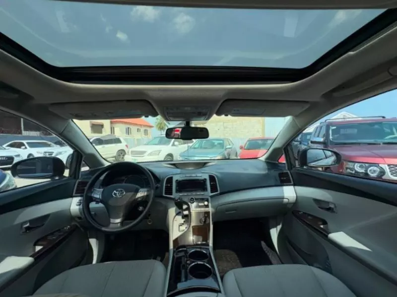 TOYOTA Venza   - 2010