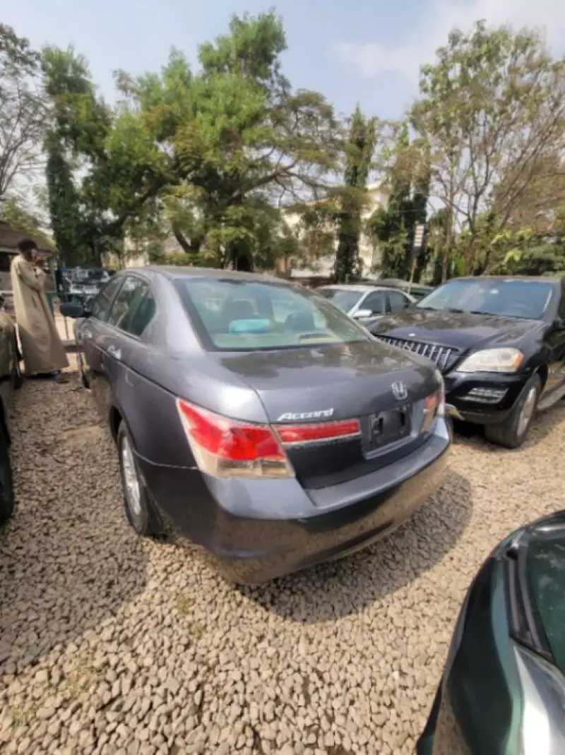 Honda Accord   - 2012