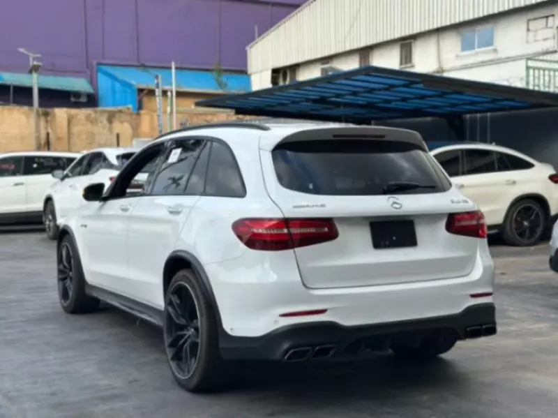 Mercedes-Benz GLC 300   - 2019