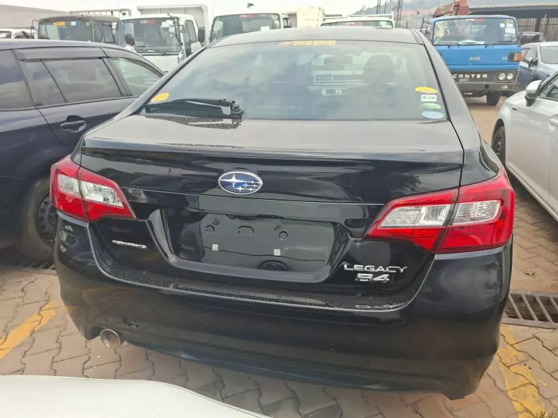 Subaru Legacy   - 2014