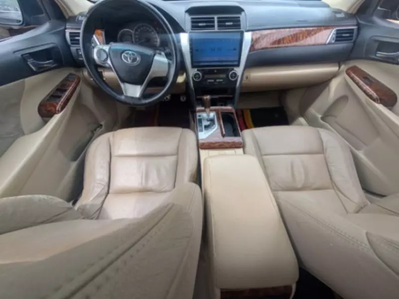 TOYOTA Camry - 2013