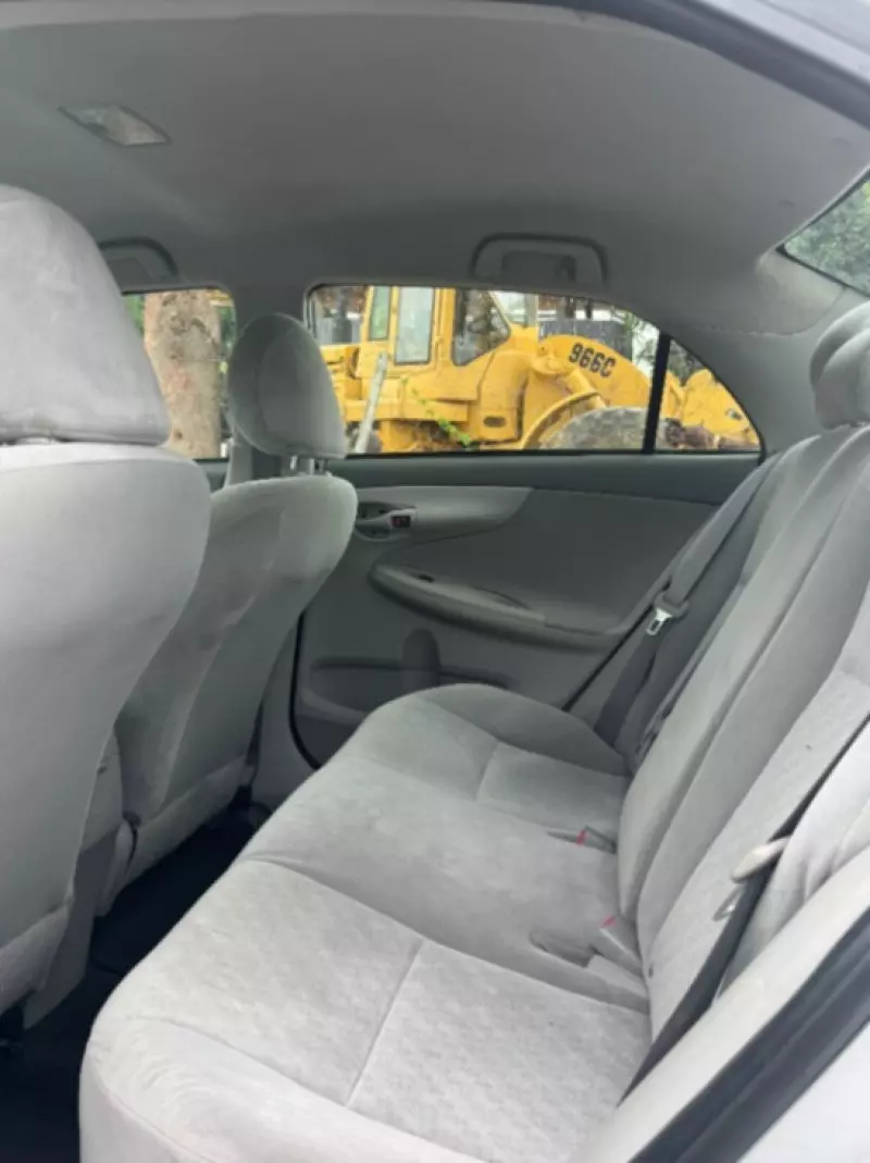TOYOTA Corolla   - 2009
