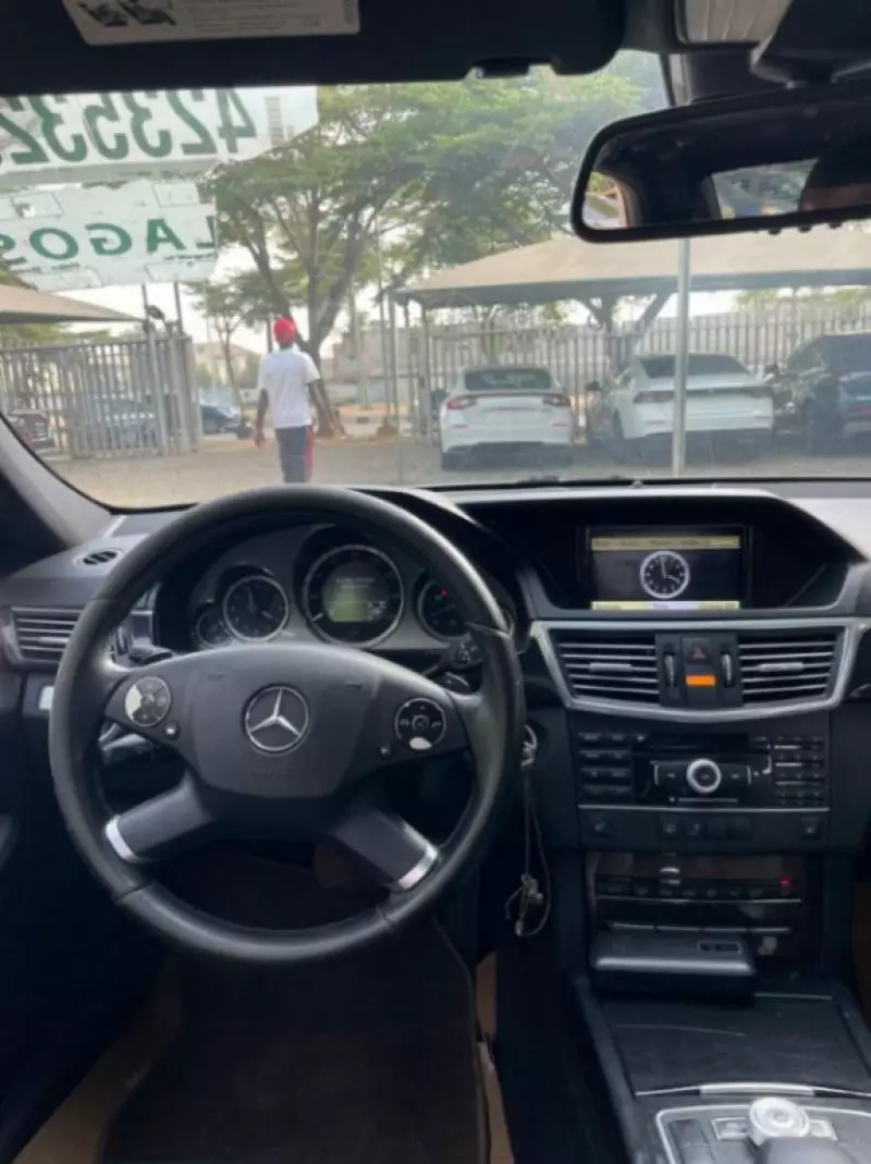 Mercedes-Benz E-Class   - 2011