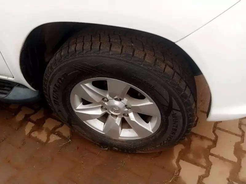 Toyota Hilux   - 2017