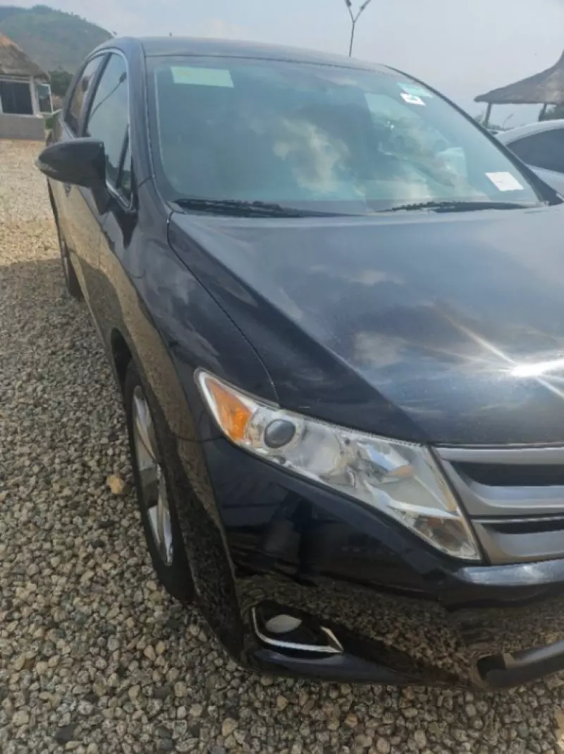 Toyota Venza   - 2014