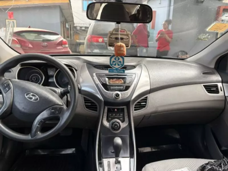 Hyundai ELANTRA 1,6L BVA GLS New   - 2013