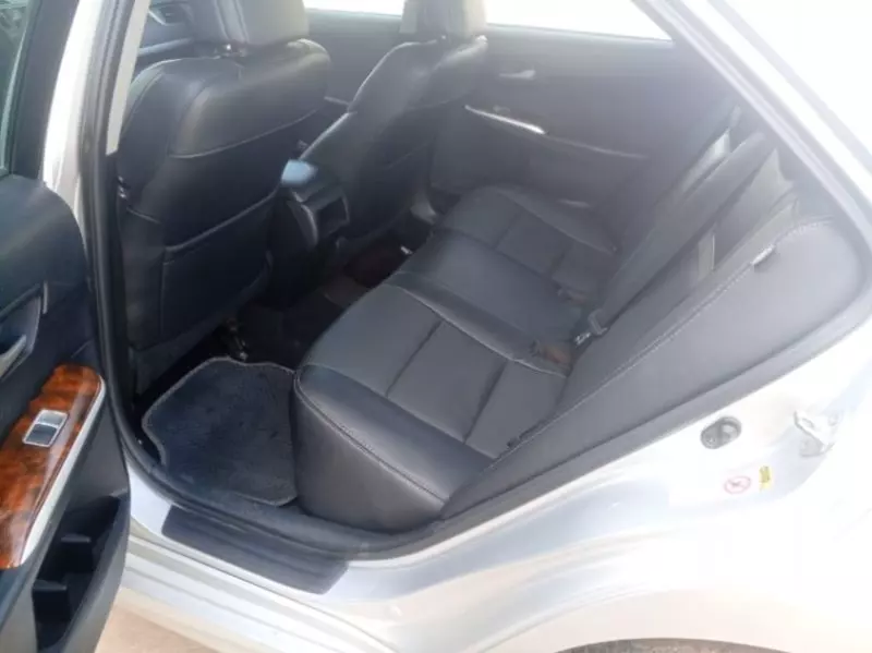 Toyota Camry   - 2013