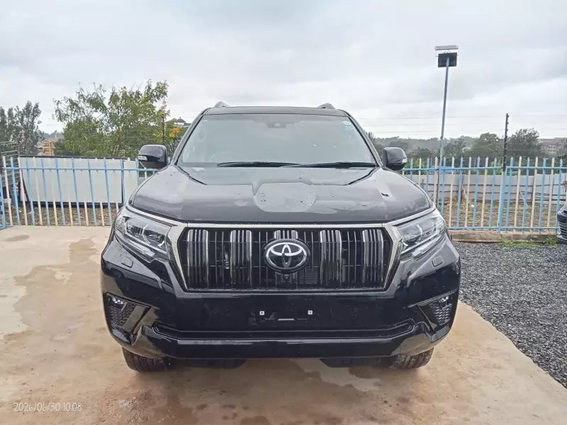 TOYOTA Landcruiser Prado   - 2021