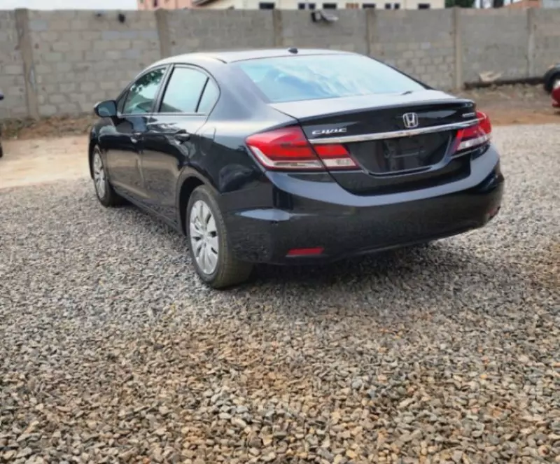 Honda Civic   - 2014