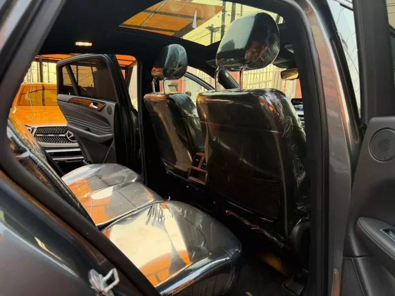 Mercedes-Benz GLE-Class   - 2018