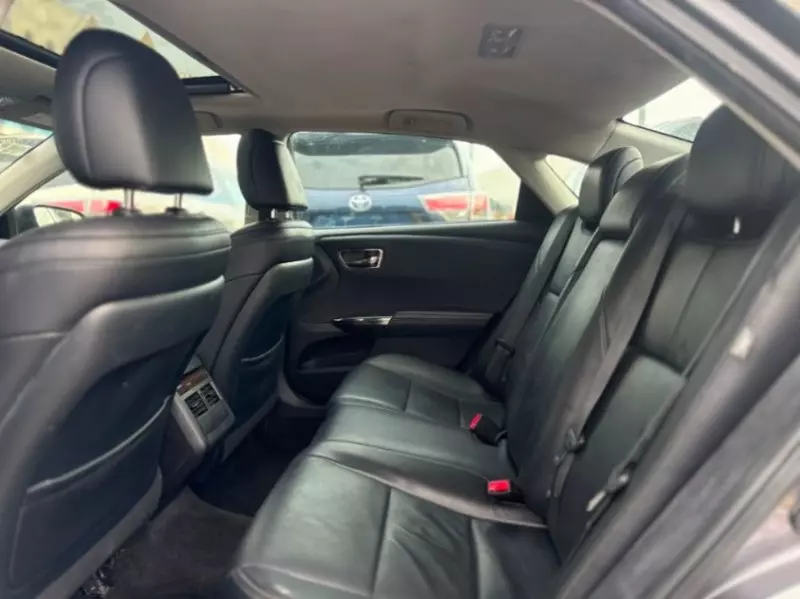 TOYOTA Avalon   - 2015