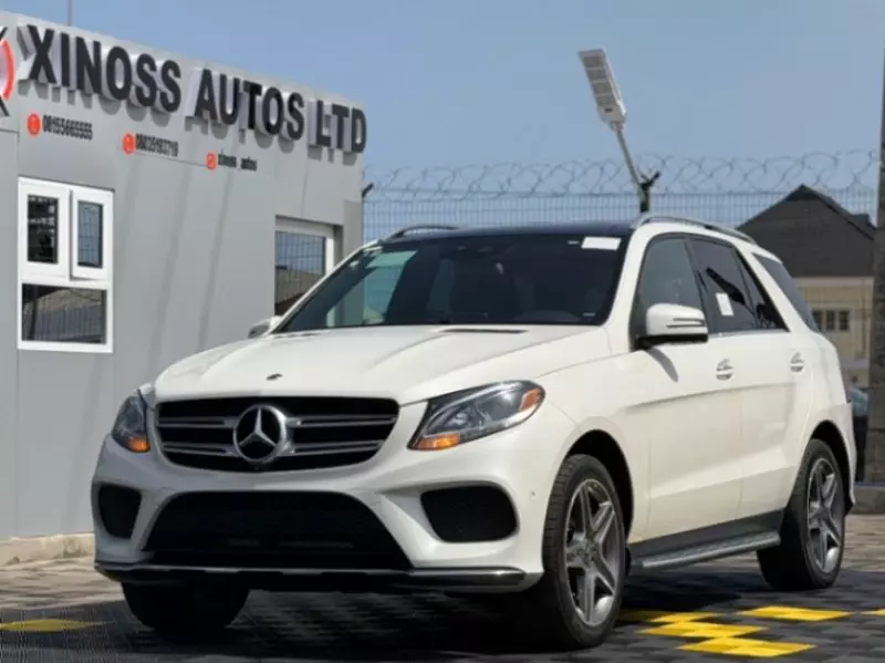 Mercedes-Benz GLE-Class   - 2017