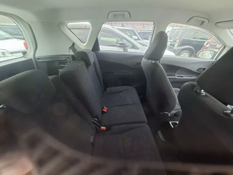 Toyota Auris   - 2012