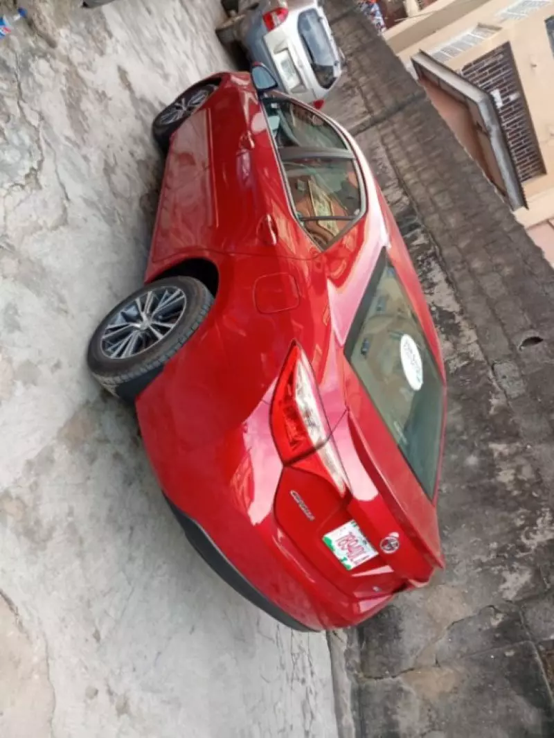 TOYOTA Corolla - 2017