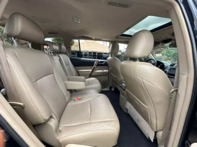 TOYOTA Highlander   - 2013