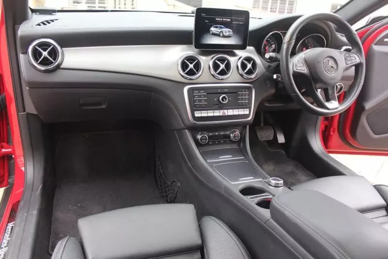 Mercedes-Benz GLA 250   - 2019