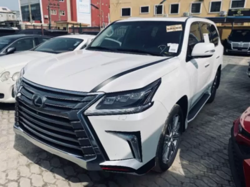 Lexus LX 570   - 2016