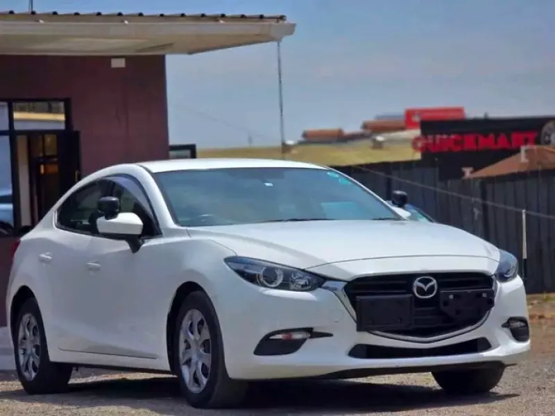 Mazda Axela    - 2018