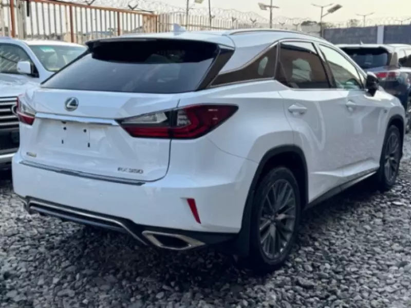 Lexus RX - 2019