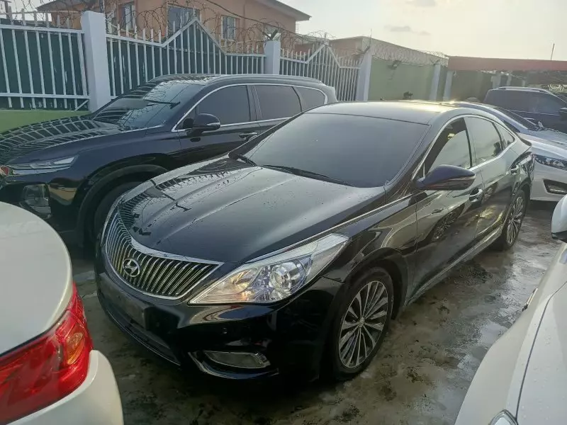 Hyundai Grandeur   - 2014