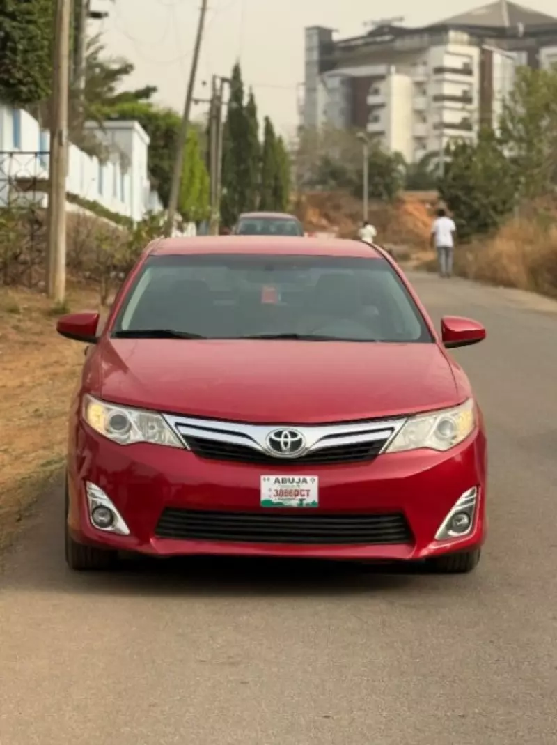 Toyota Camry   - 2012