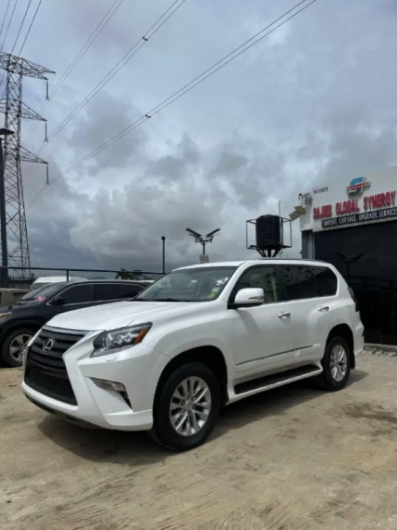 Lexus 570   - 2019