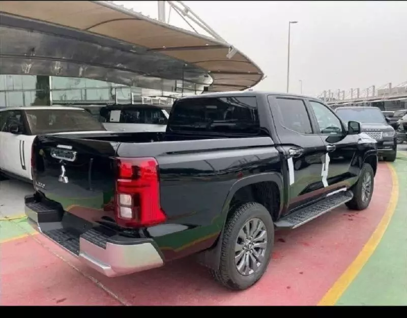Mitsubishi L200 D/C Sportero A/T   - 2026