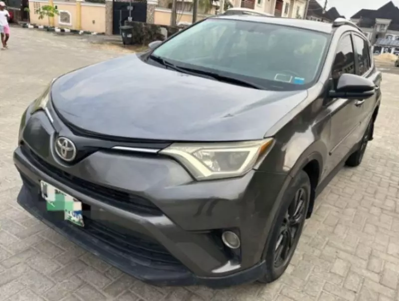 Toyota RAV4   - 2013