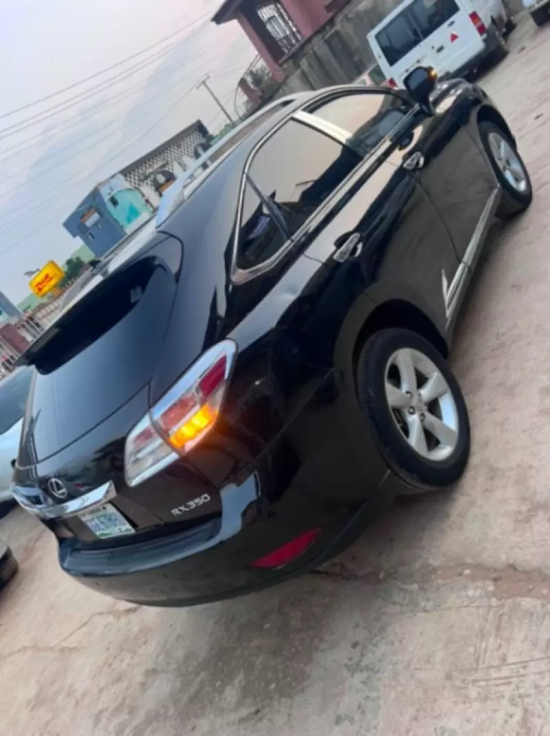 Lexus RX 350   - 2011