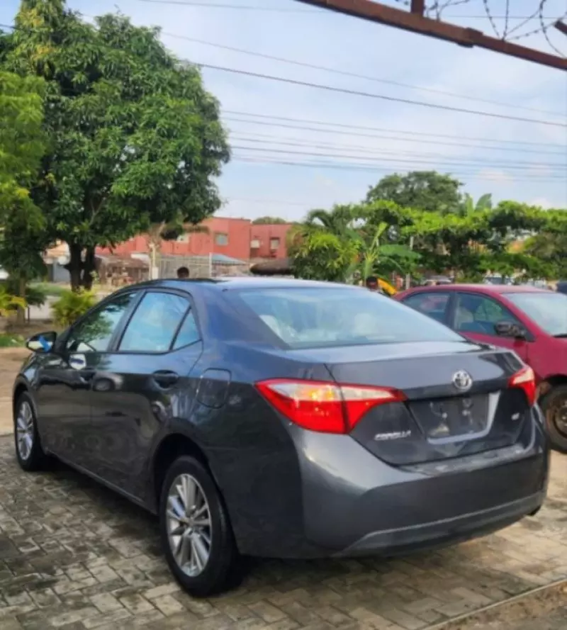 TOYOTA Corolla   - 2014